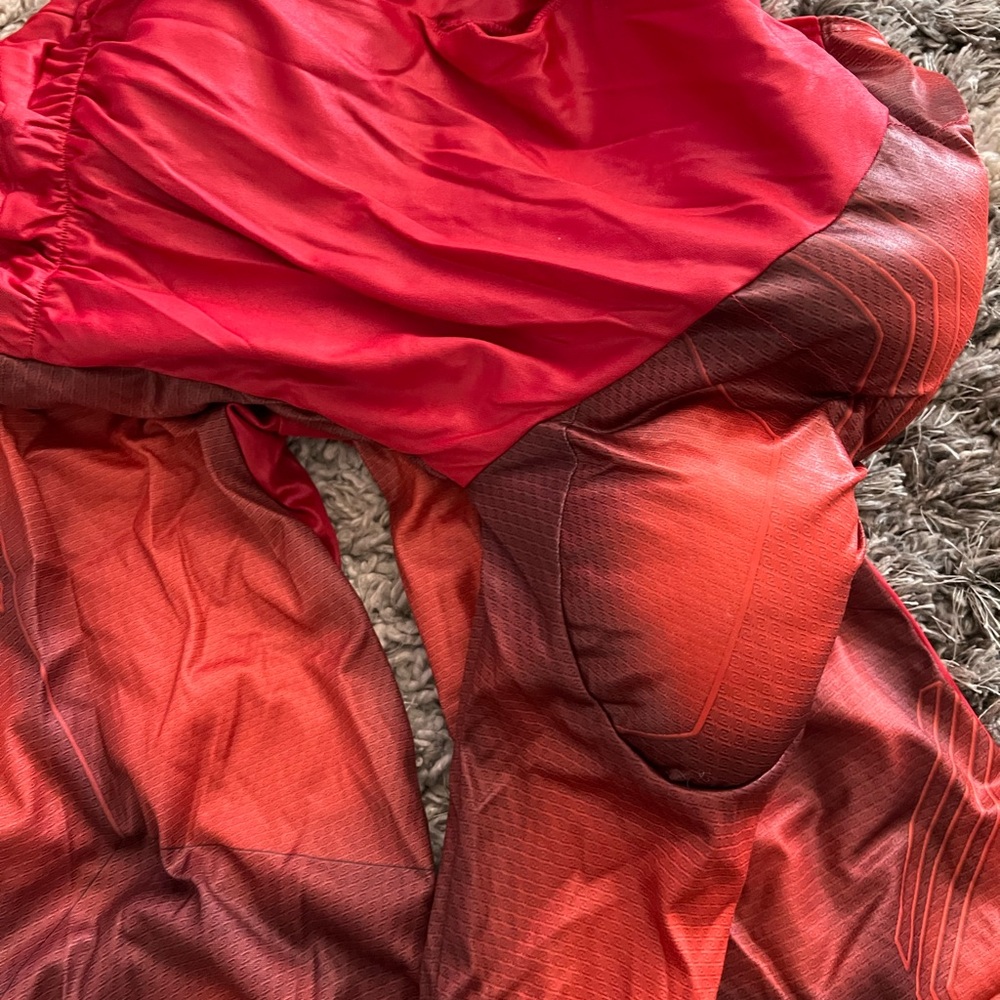 Shazam Kids Costume - Red and Gold - Picture 4 of 6